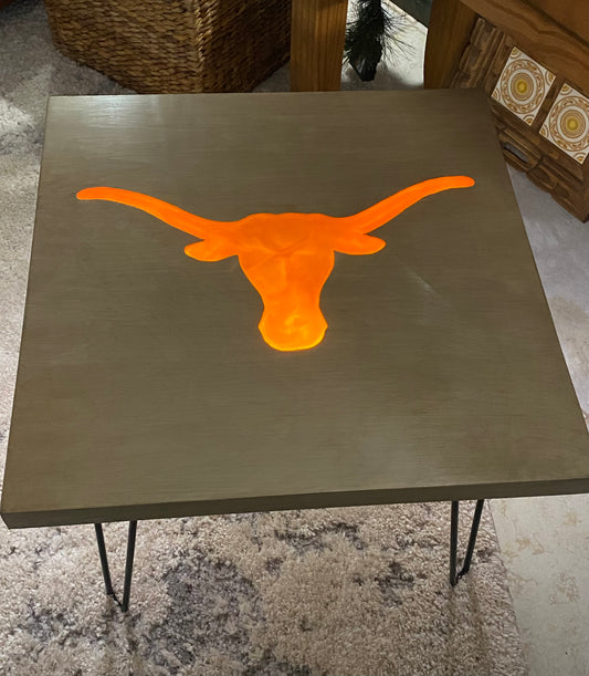 Longhorn table