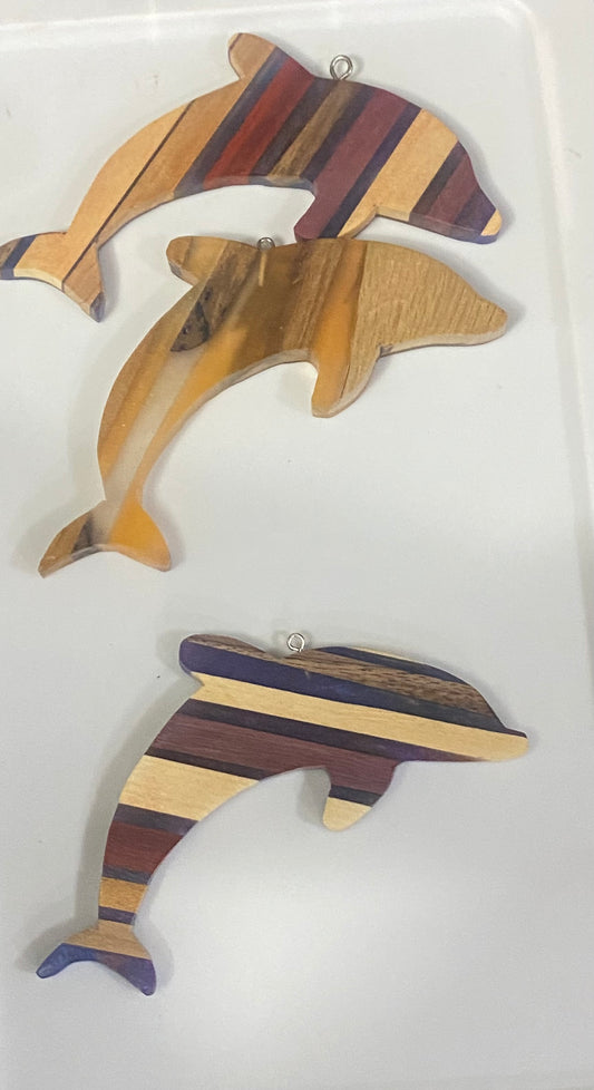 Dolphin suncatcher